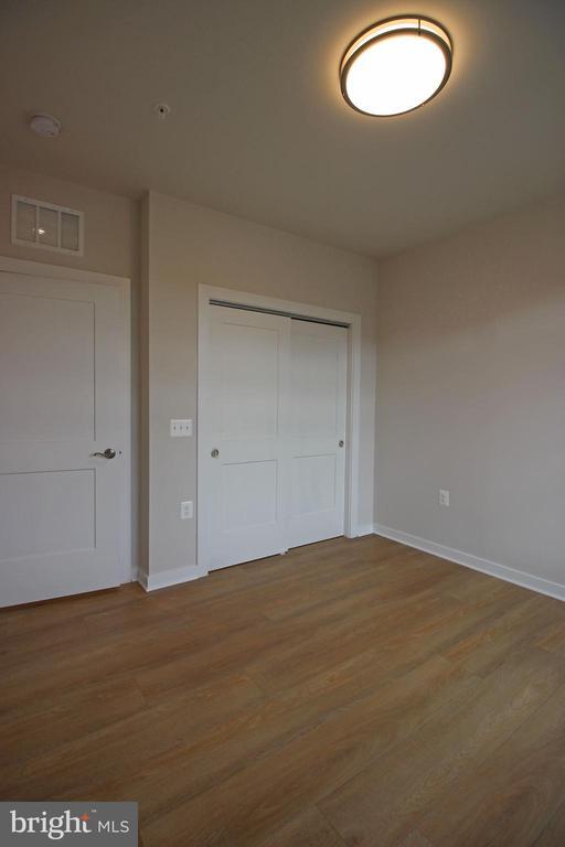 Building Photo - 1669 Bandit Loop