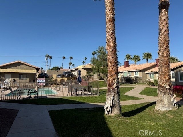 Building Photo - 79700 Ave 42