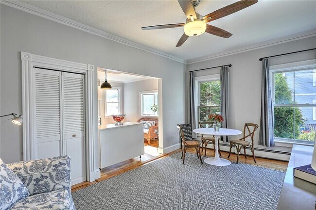 Building Photo - 13 Rhode Island Ave