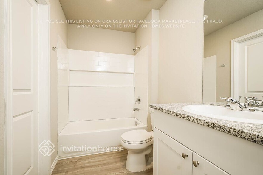 Building Photo - 13702 Bucket Way