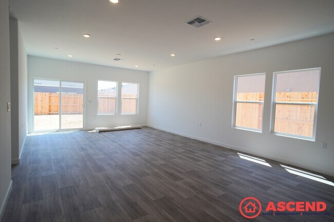 Building Photo - Newly Built Home Off Reliance and Berkshire!
