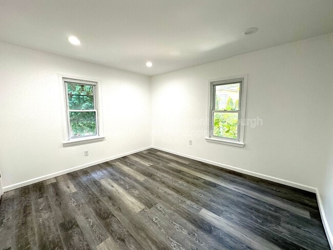 Building Photo - 6184 Poketa Rd