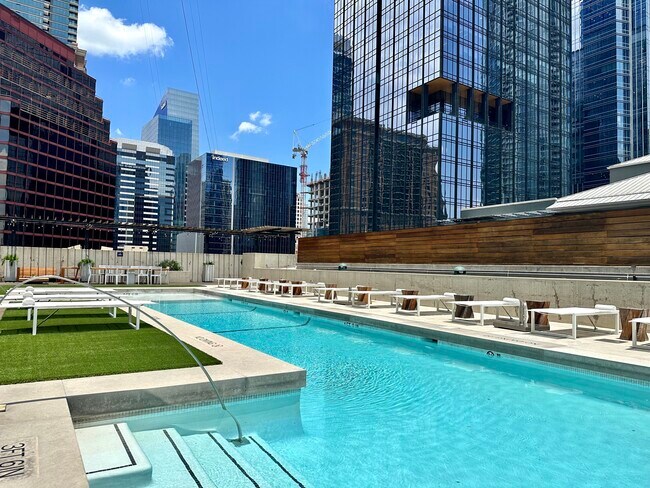 Building Photo - 210 Lavaca St