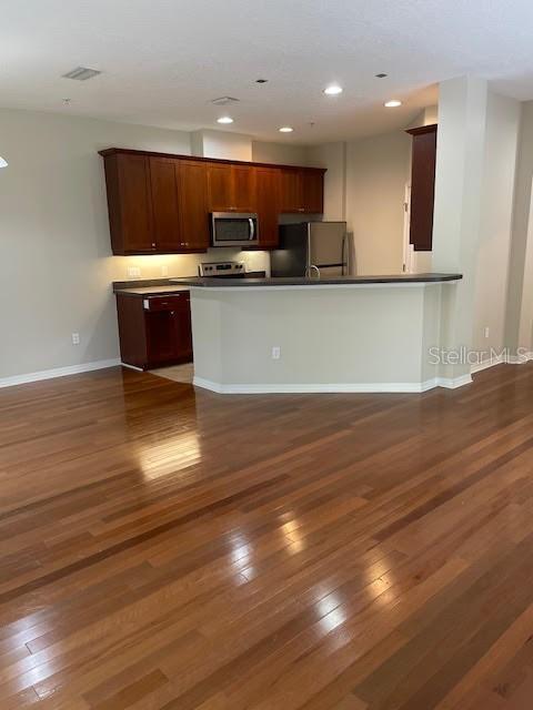 Building Photo - 596 Pinebranch Cir