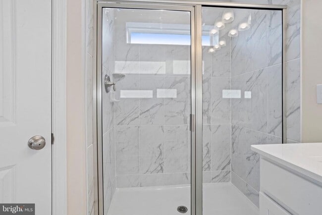 Building Photo - 30 Cardinal Wy