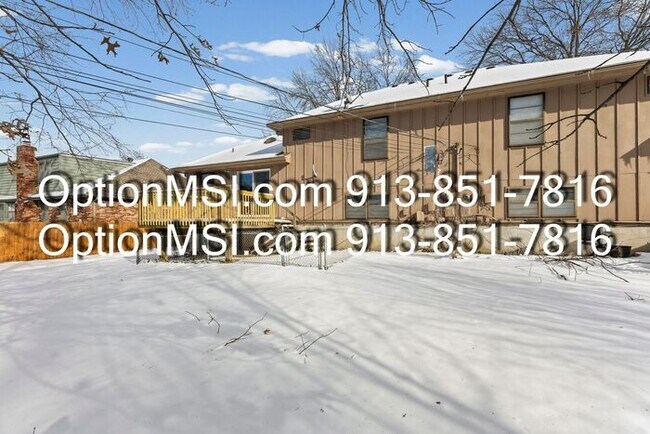 Building Photo - 1/2 month free if moved in by 2/28!! A great place to call home!!