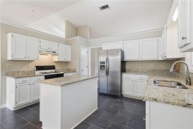 Building Photo - 3070 Bugle Dr