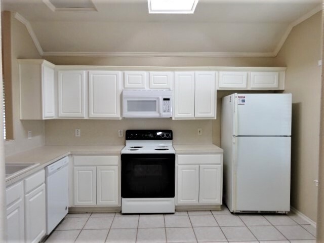 Building Photo - 20330 Sable Acre Ct