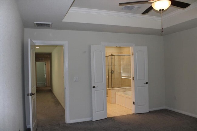 Building Photo - 13902 Ilex Dr