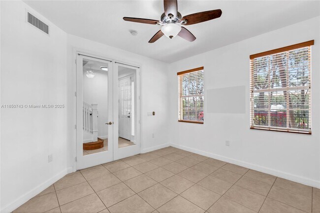 Building Photo - 2509 San Pietro Cir