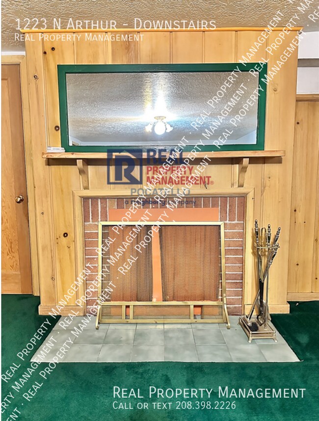 Building Photo - 1223 N Arthur-Downstairs