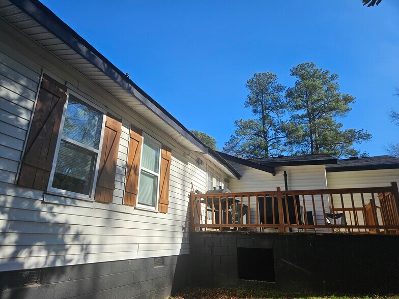 Building Photo - 166 Hampton Wills Dr