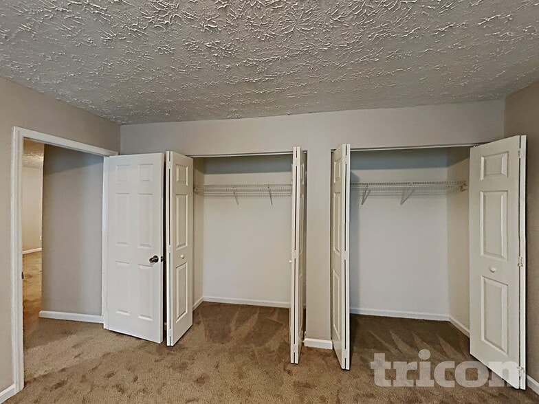 Building Photo - 5808 Brambleton Ave