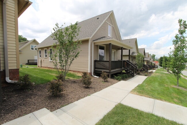 Building Photo - The Big Master 3 bedroom home-- A Must-See at the Cottages on Vinton. Reserve Now!