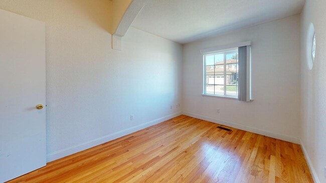Building Photo - 10610 Morengo Dr