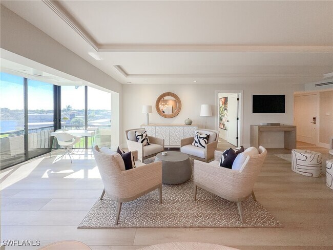 Building Photo - 3430 Gulf Shore Blvd N