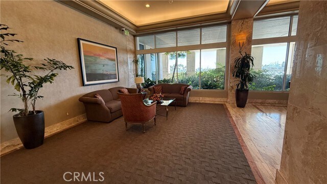 Building Photo - 525 E Seaside Way