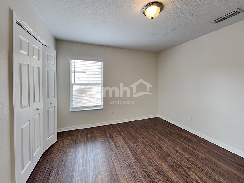 Building Photo - 7246 Mystic Brook Way