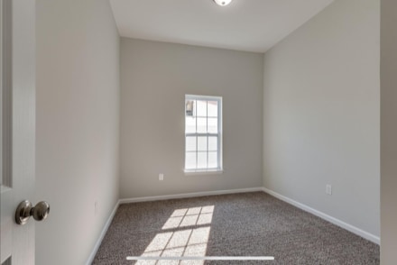 Bedroom w/new carpet - 525 Cedar St