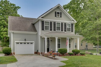 Building Photo - 113 Bedford Pl