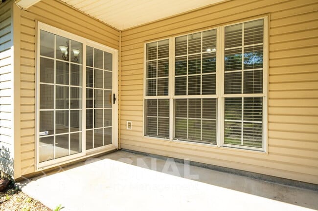 Building Photo - 2036 Chandalar Ct