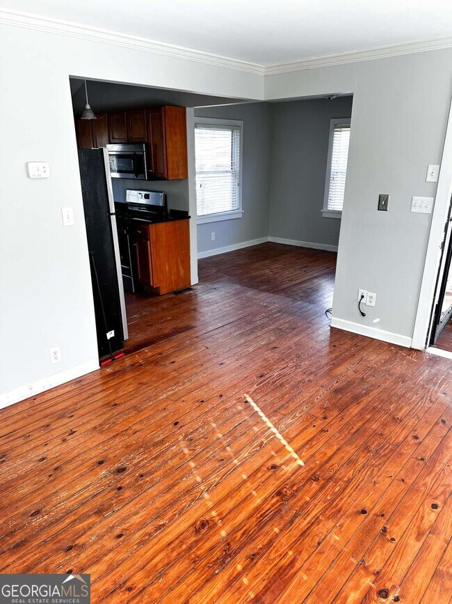 Building Photo - 1895 Francis Ave NW