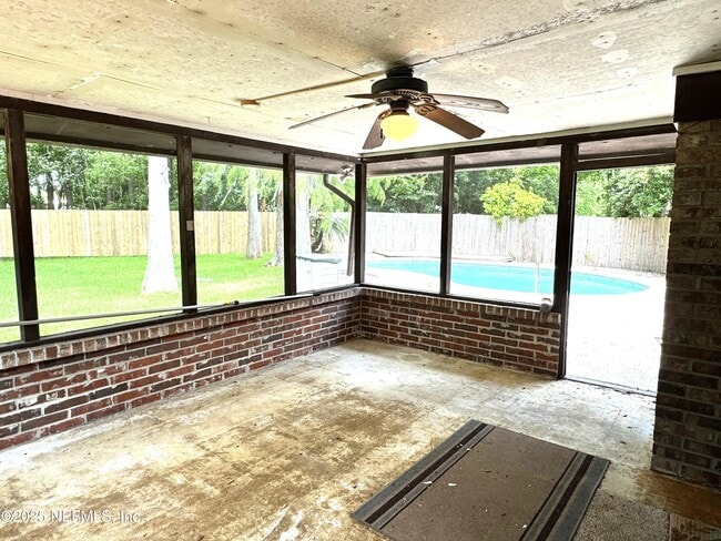 Building Photo - 1508 St Francis Dr