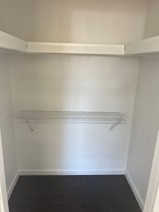 Building Photo - Three Bedroom Cibola Home on a large Lot. ...