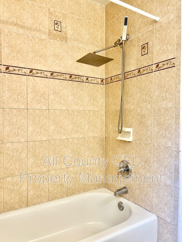 Building Photo - 718 Buckminster Cir
