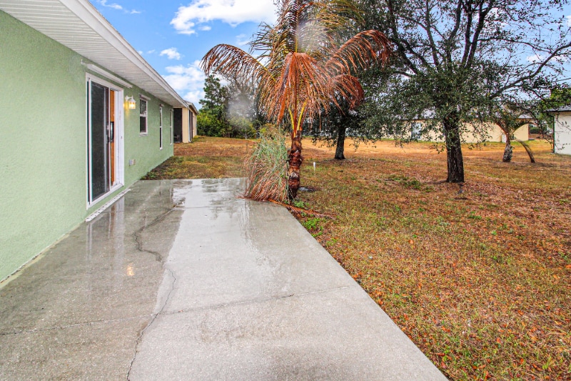 Building Photo - 3265 W Price Blvd