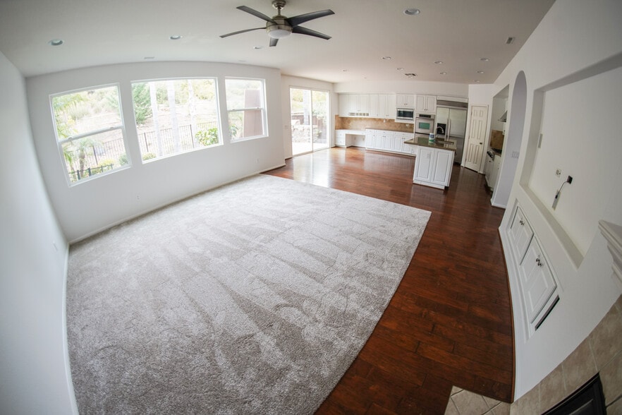 living and kitchen - 1882 Shadetree Dr