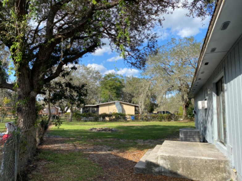 Building Photo - 4524 Howard St