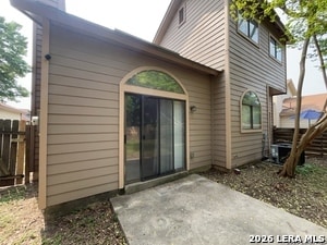 Building Photo - 6202 Valley Clf