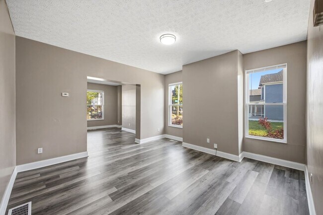 Building Photo - 393 St Clair Ave