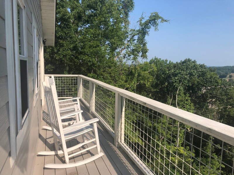 Building Photo - 539 Panorama Dr