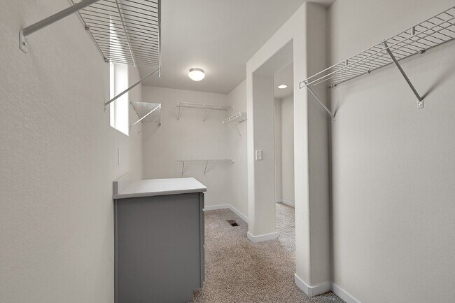 Building Photo - $2,650 - 3 Bed, 2.5 Bath Home in Co Spring...