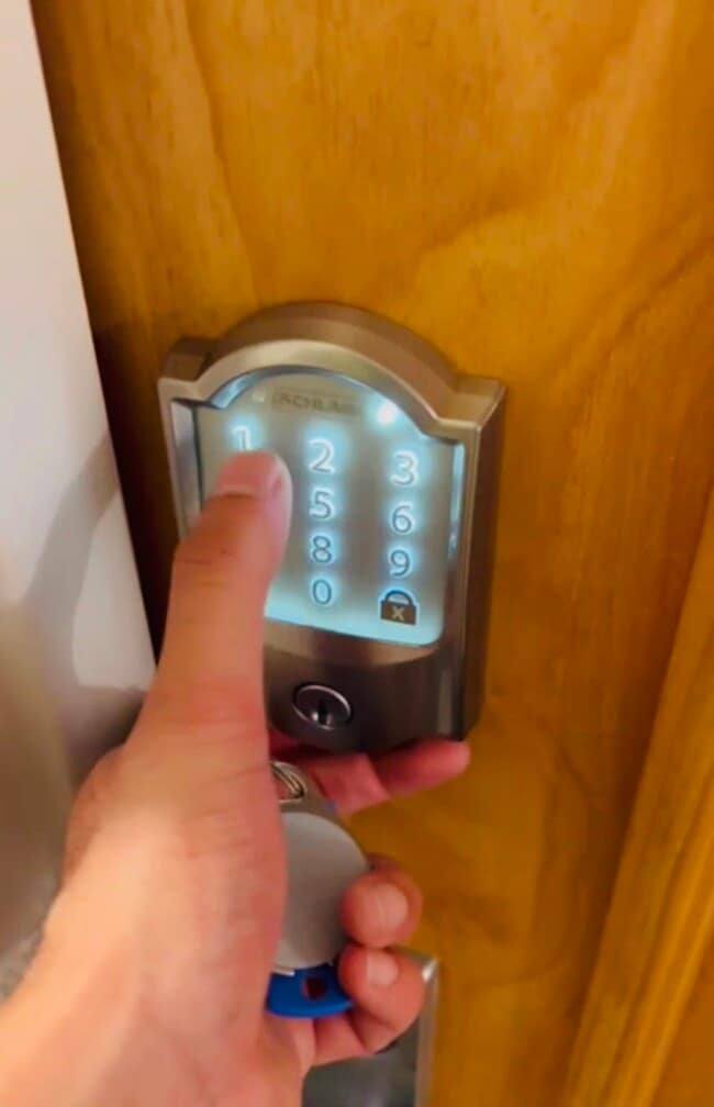 Building Photo - 1200 Brickell Bay Dr