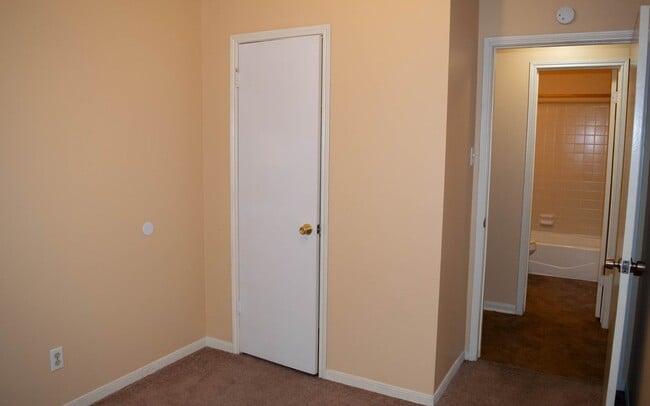 Building Photo - 4826 Redfish Reef Dr