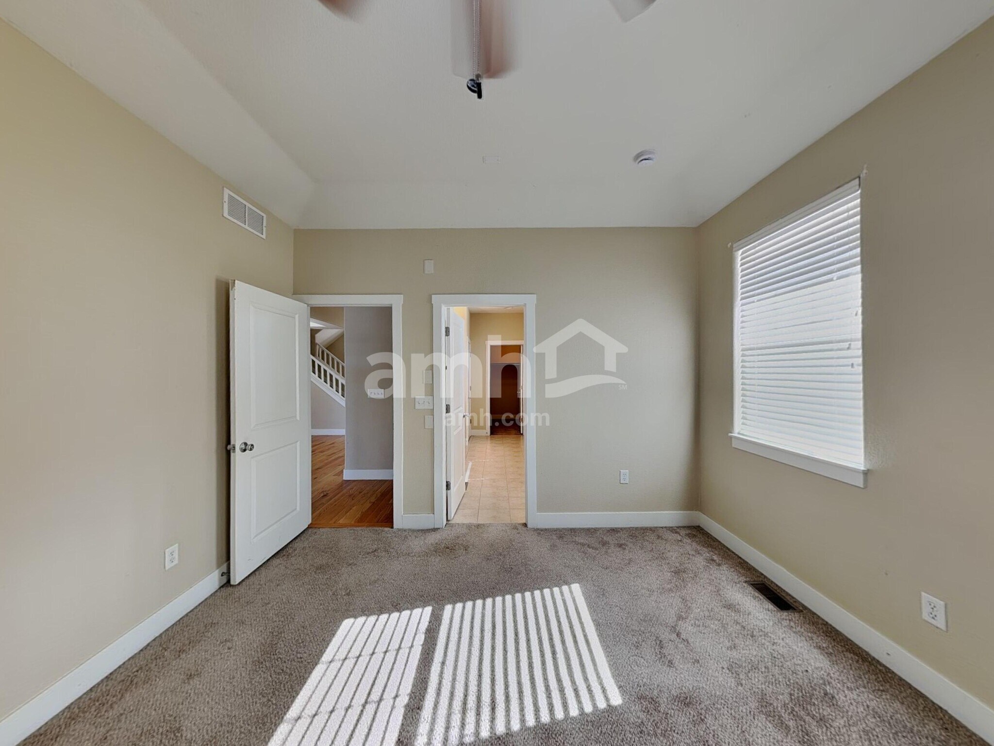 Building Photo - 21507 E Smoky Hill Rd