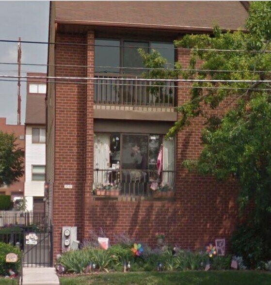 2nd Fl. Unit - 9541 James St