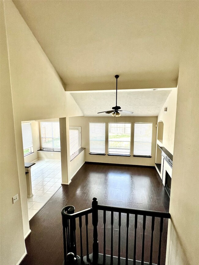 Building Photo - 4911 Knights Branch Dr