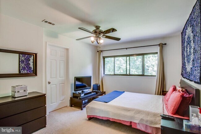 Building Photo - 10108 Quayle Ct