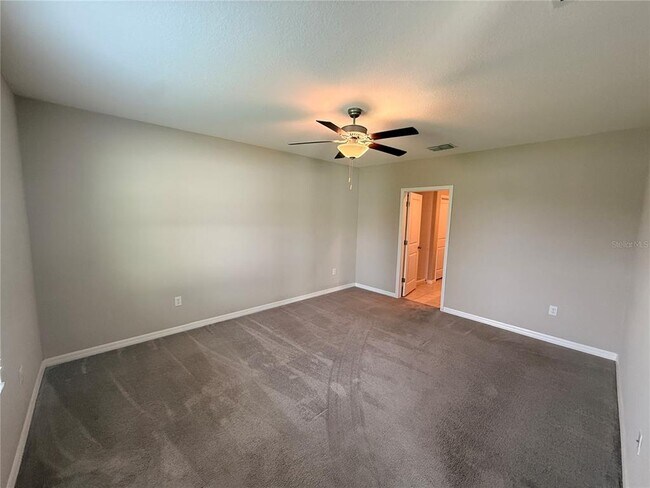 Building Photo - 10363 Shady Preserve Dr