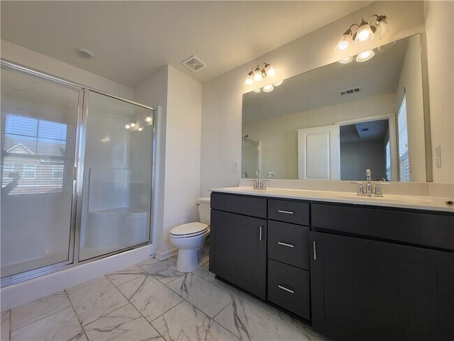 Building Photo - 5163 Madeline Pl