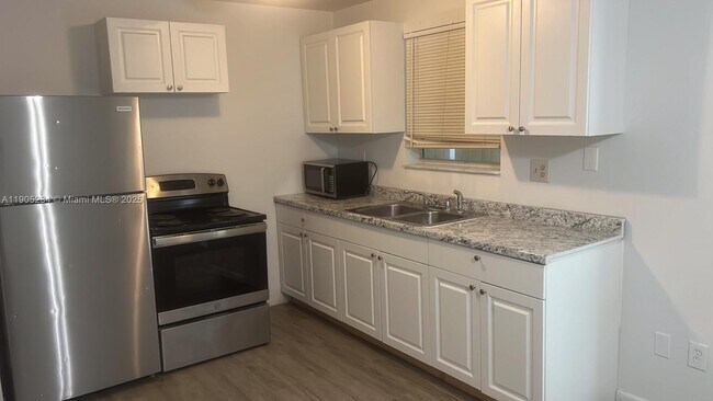 Building Photo - 7230 NW 3rd St