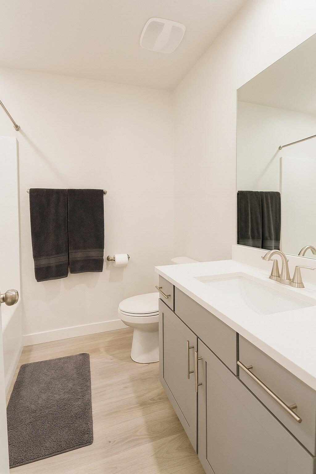 Building Photo - 11618 S Old Cedar Dr