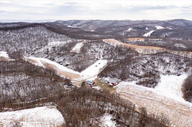 Building Photo - W14242 Hein Ln