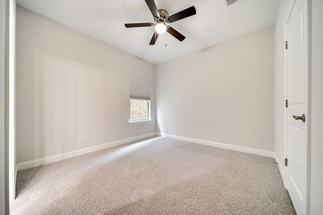 Building Photo - 1681 Boardwalk Pl
