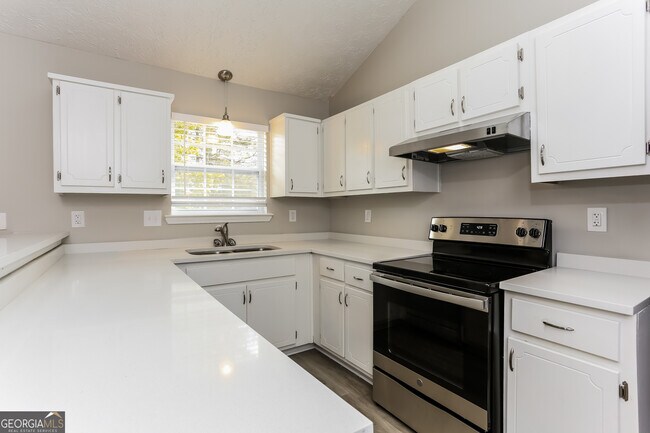 Building Photo - 1275 Avery Dr