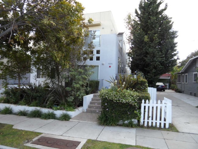 Building Photo - 1238 22nd St